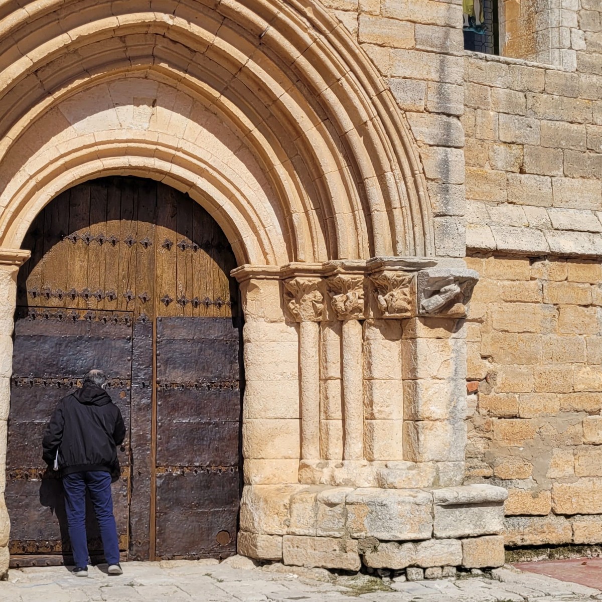 RESTAURACIÓN PUERTA Y CANCELA DEL TEMPLO